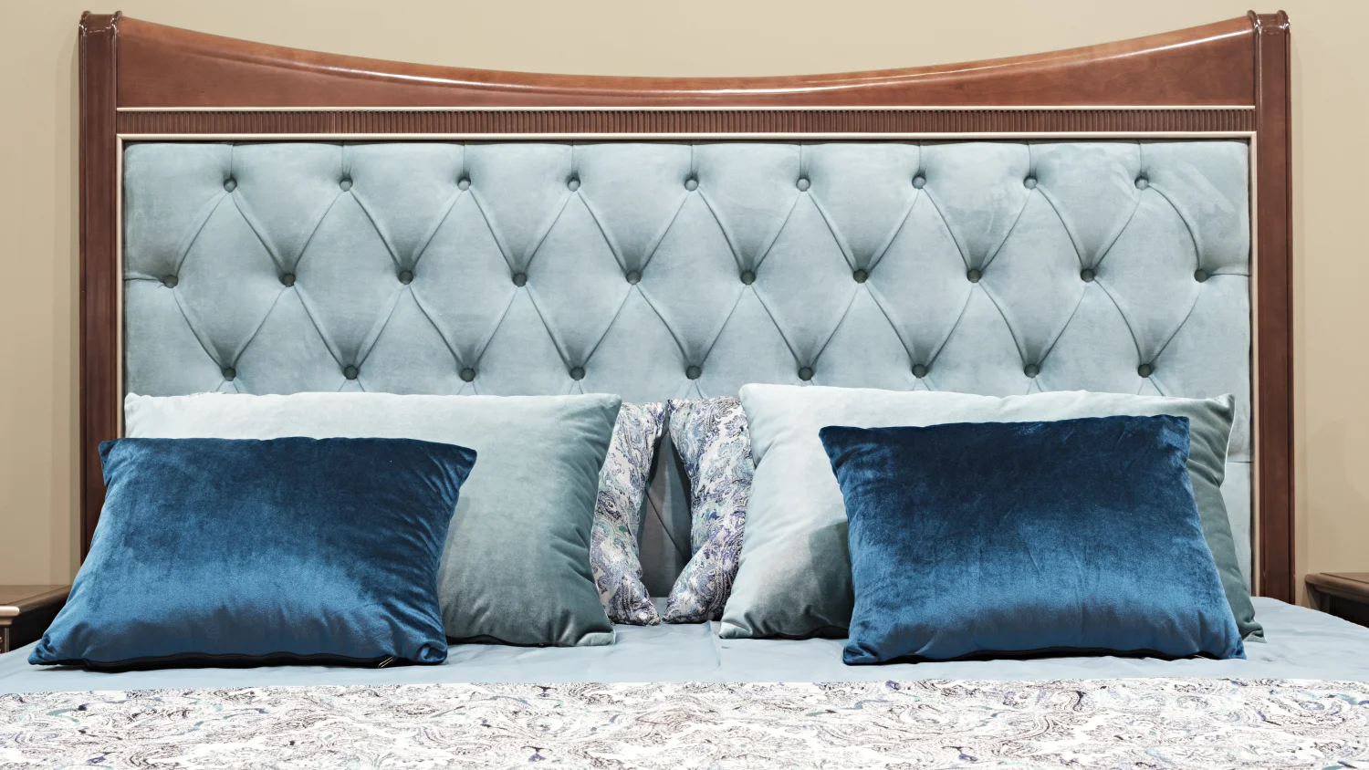 Cabeceros a medida en Madrid — Torres Tapicería
